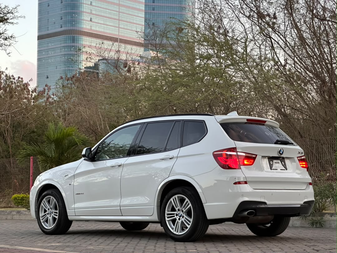 BMW X3 New thumbnail 2